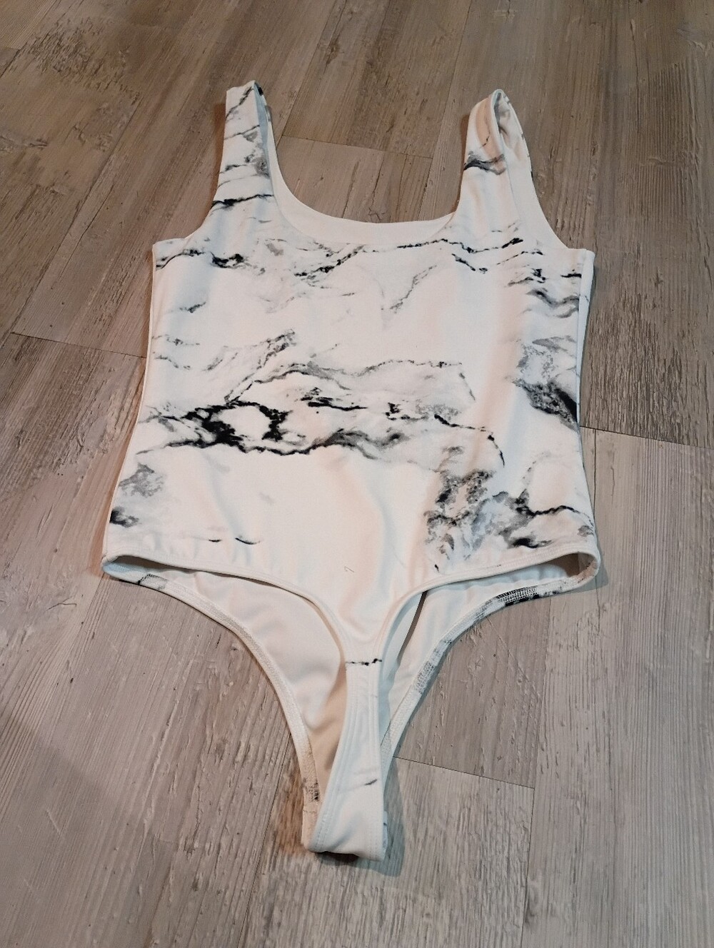 Express Bodysuit - Picture 3 of 4